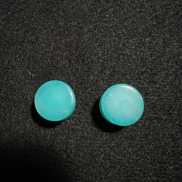 16mm (5/8) Stone Saddle Plugs - Picture 9 of 9